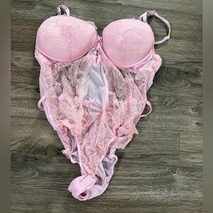 La Vie En Rose Light Pink Lace Bodysuit